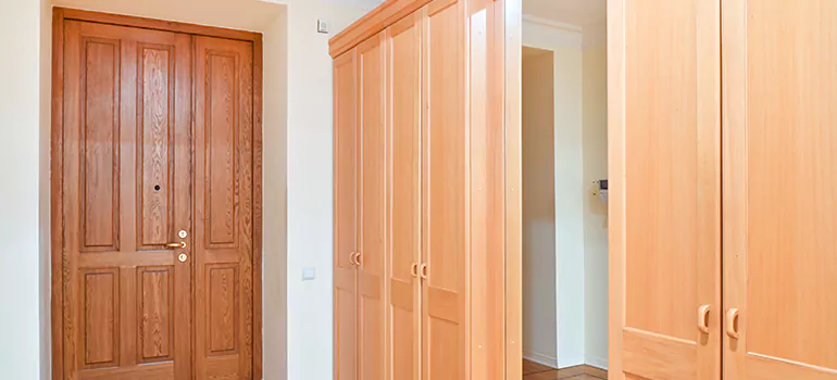 Glass Closet Door Repair in The Acreage, FL